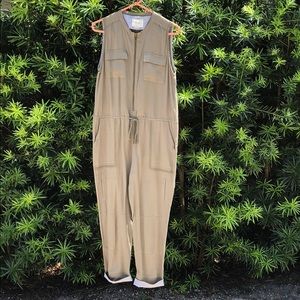 Sleeveless Long pant Jumper